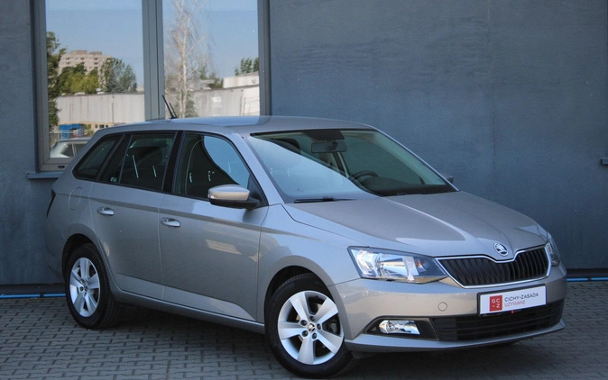 Skoda Fabia cena 39900 przebieg: 73765, rok produkcji 2017 z Stronie Śląskie małe 277